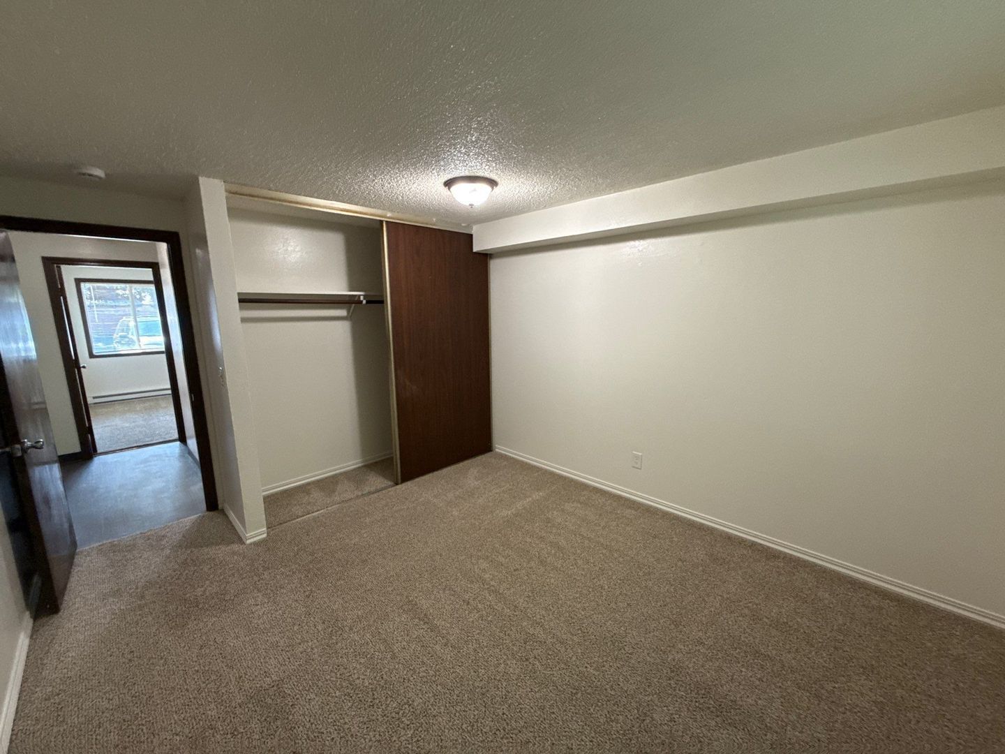 Spacious SE Salem, 2 Bed, 1 Bath, 1st Floor Apartment, With Patio, AVAILABLE NOW! property image
