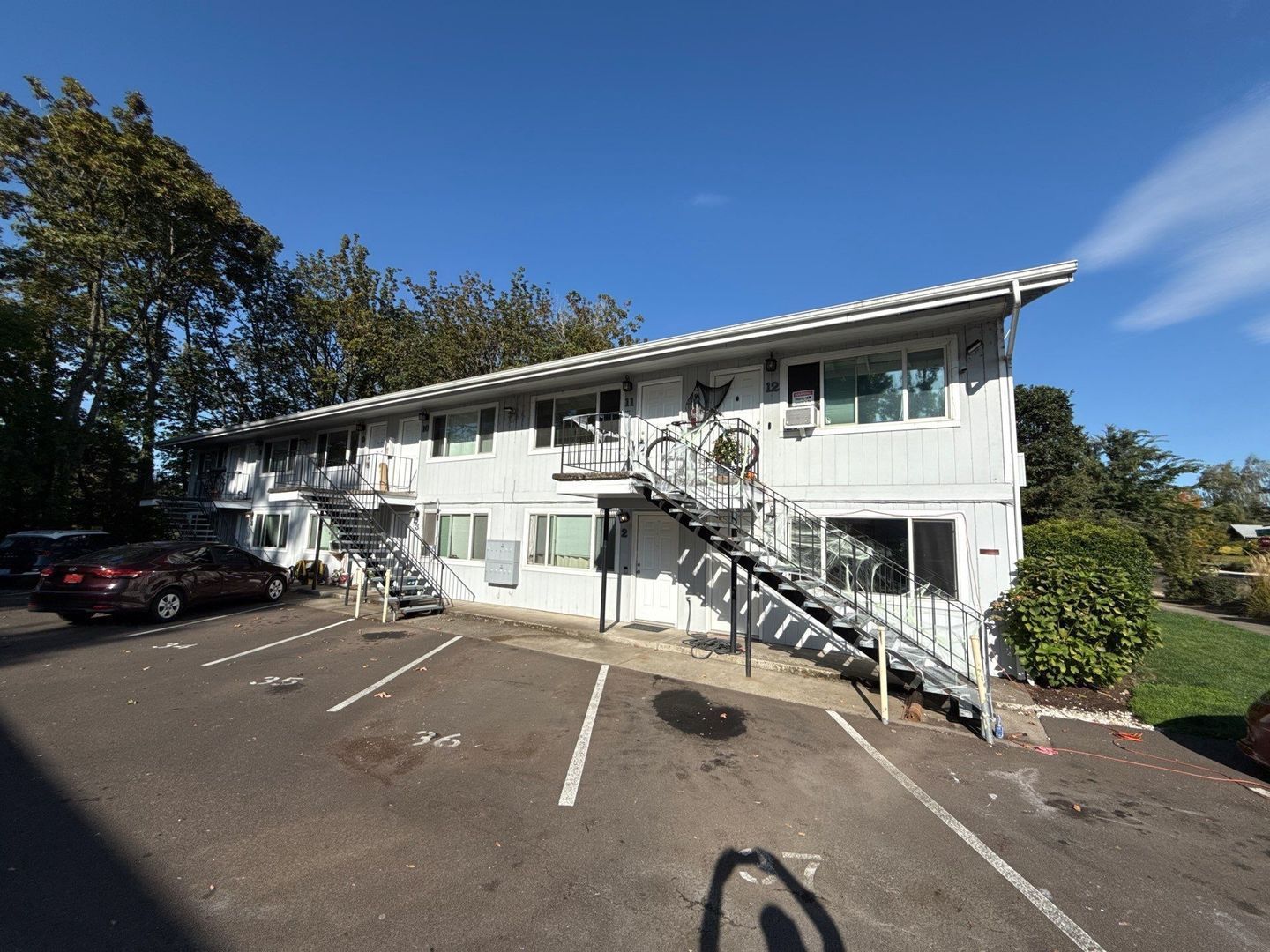 SW Albany 1 Bed, 1 Bath, 2nd Floor Apartment, Laundry On-Site, AVAILABLE NOW! property image