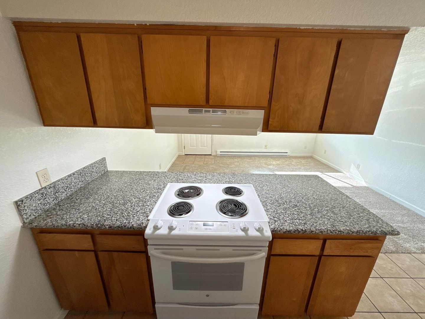 SW Albany 1 Bed, 1 Bath, 2nd Floor Apartment, Laundry On-Site, AVAILABLE NOW! property image