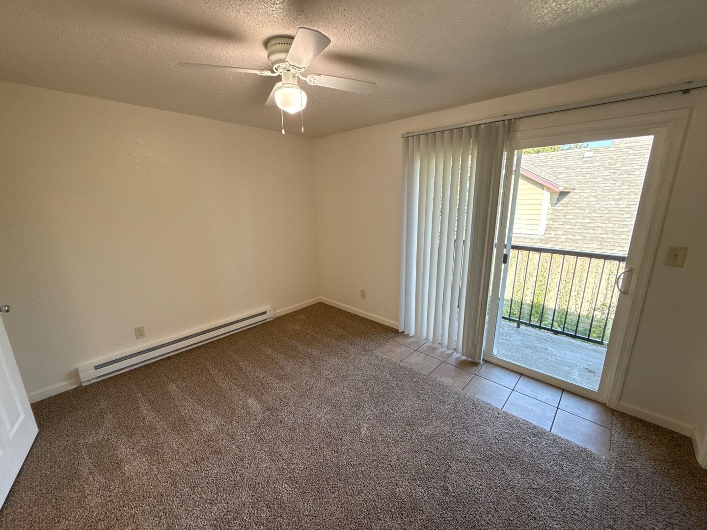 SW Albany 1 Bed, 1 Bath, 2nd Floor Apartment, Laundry On-Site, AVAILABLE NOW! property image