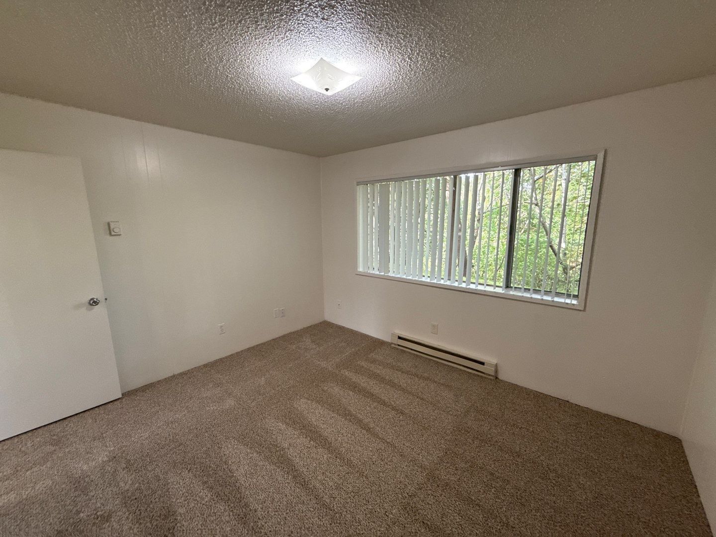 $1,095 First 3 Months, SW Dallas 2 Bed 1 Bath 1st Floor Apartment, W/S/G Paid, AVAILABLE NOW! property image