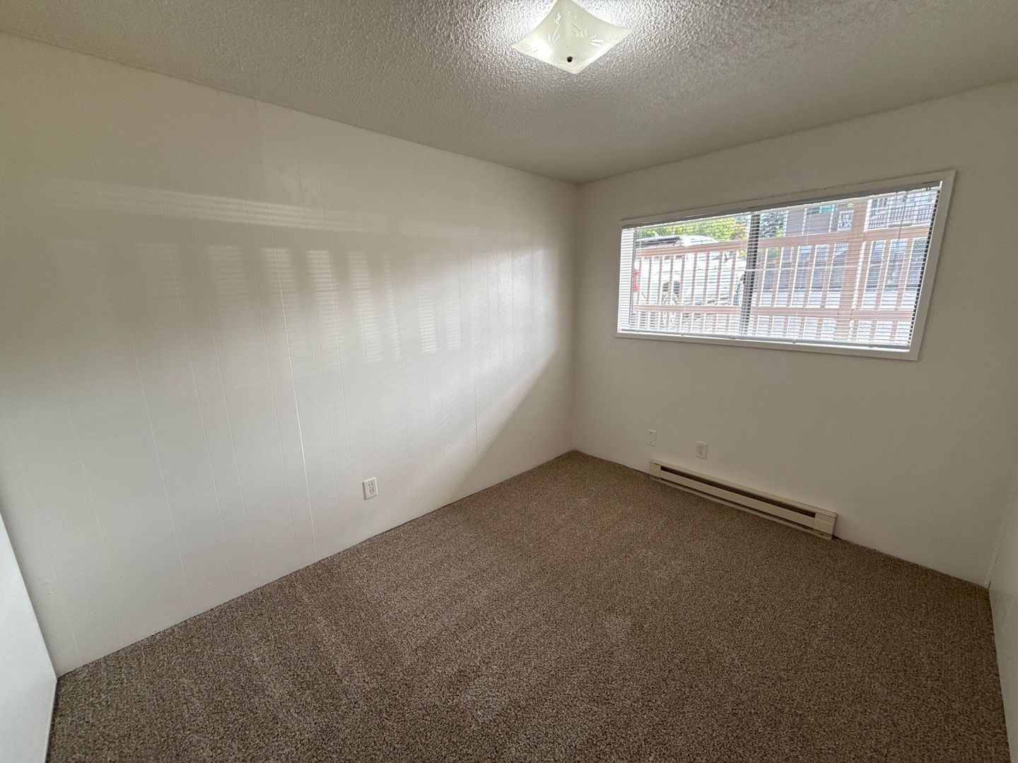 $1,095 First 3 Months, SW Dallas 2 Bed 1 Bath 1st Floor Apartment, W/S/G Paid, AVAILABLE NOW! property image