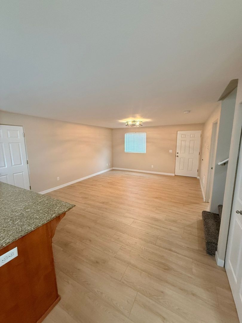 Harrisburg 3 Bed, 1.5 Bath,Fully Fenced Backyard & Private Patio, AVAILABLE NOW! property image
