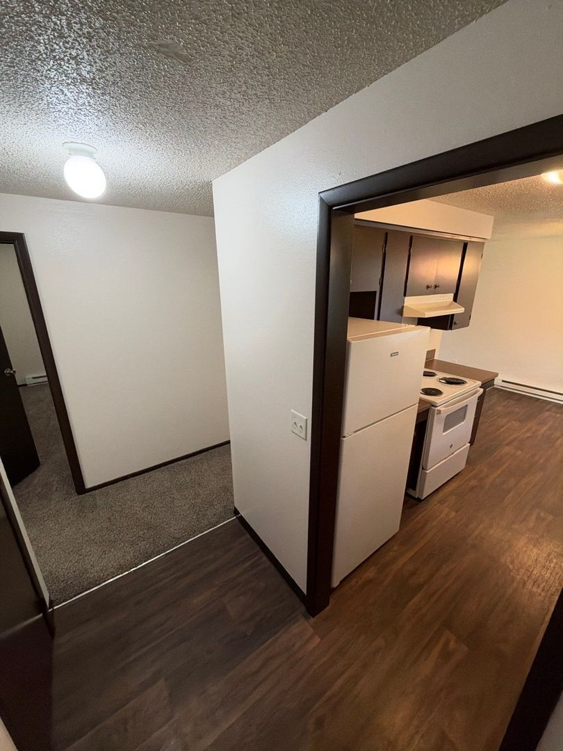 SE Salem 2 Bed, 1 Bath, 1st Floor Apartment, AVAILABLE NOW! property image