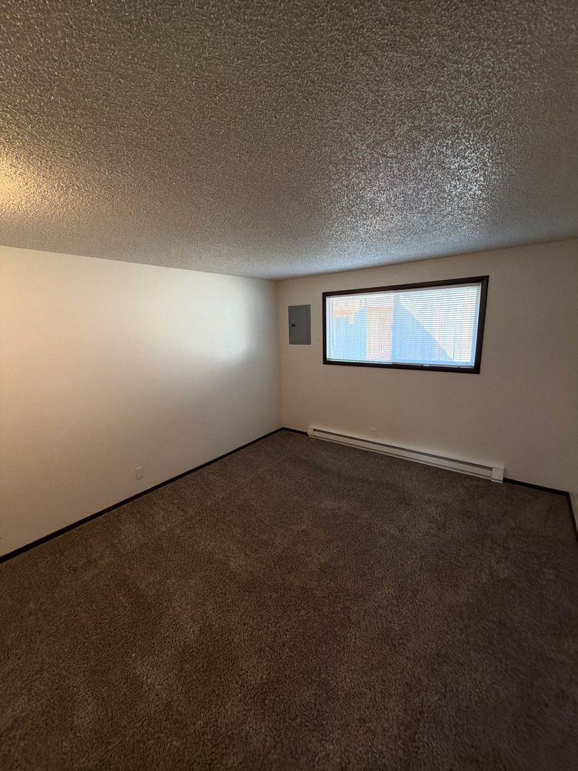 SE Salem 2 Bed, 1 Bath, 1st Floor Apartment, AVAILABLE NOW! property image