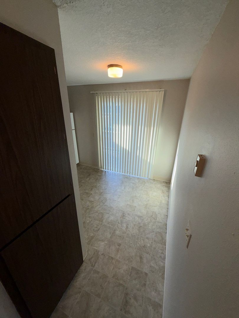 Eugene Spacious 1 Bed 1 Bath, Apartment, AVAILABLE NOW! property image