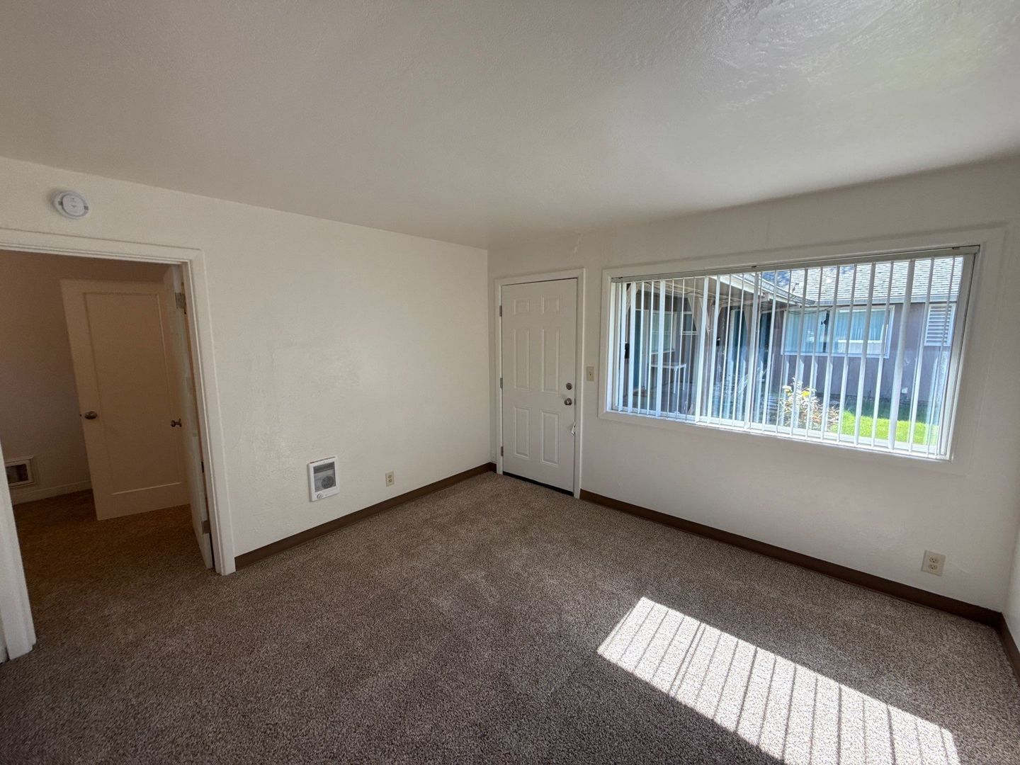 Delightful 1 Bed, 1 Bath, in Salem, 566 Sq Ft., Pet Friendly, AVAILABLE NOW! property image