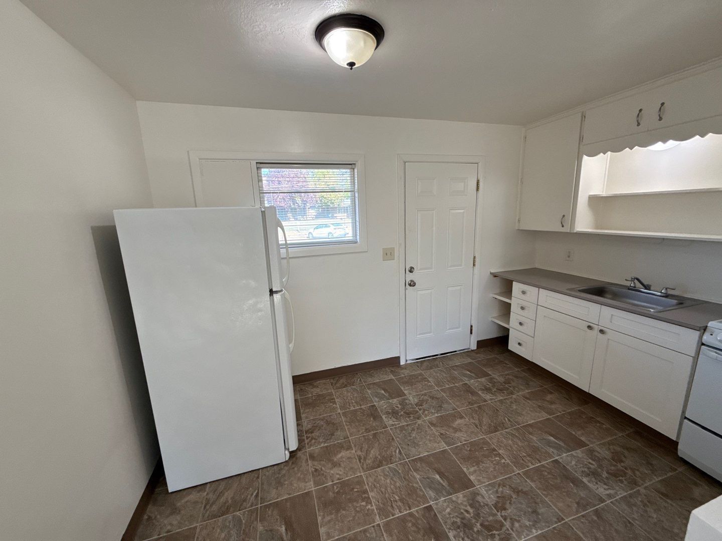 Delightful 1 Bed, 1 Bath, in Salem, 566 Sq Ft., Pet Friendly, AVAILABLE NOW! property image