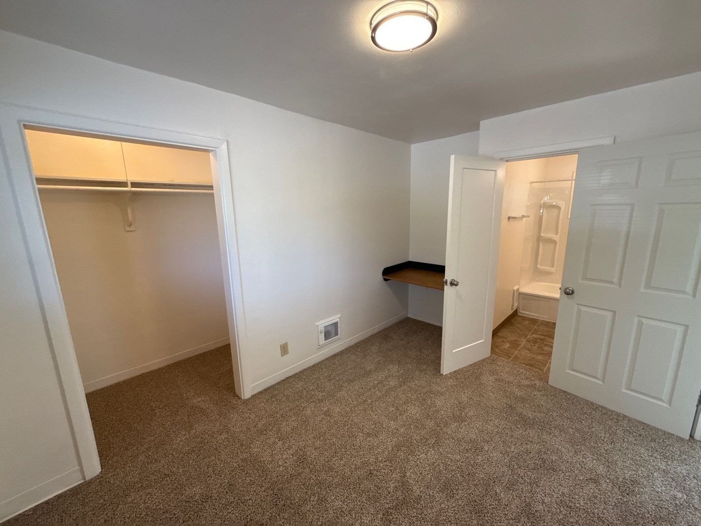 Delightful 1 Bed, 1 Bath, in Salem, 566 Sq Ft., Pet Friendly, AVAILABLE NOW! property image