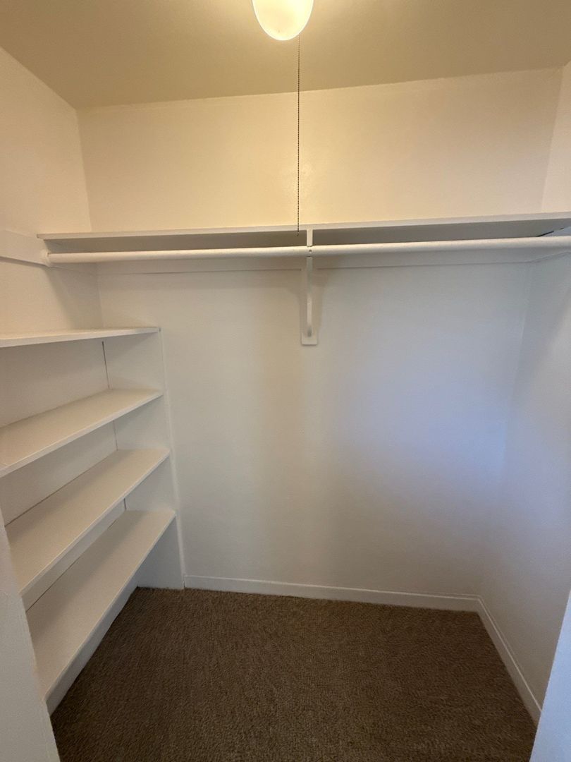 Delightful 1 Bed, 1 Bath, in Salem, 566 Sq Ft., Pet Friendly, AVAILABLE NOW! property image