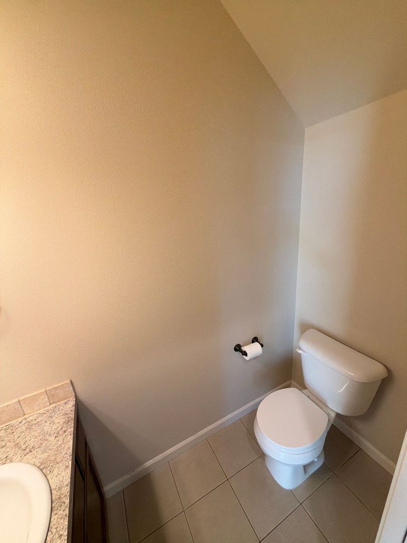 Aumsville 3 Bed 3 Bath Duplex, W/S Paid, AVAILABLE NOW! property image