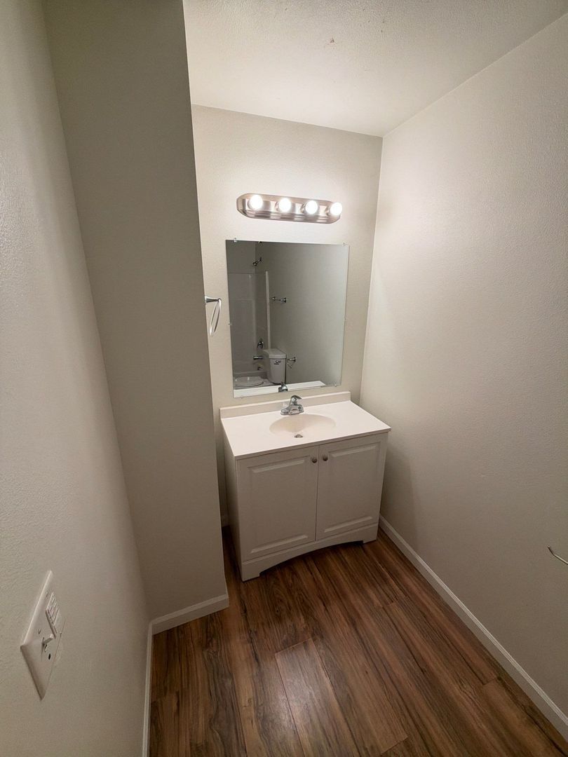 $1,195 First 3 Months, Mount Angel, 2 Bed, 1 Bath, 1st Floor Apartment, Pet Friendly, AVAILABLE NOW! property image