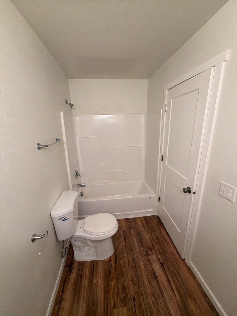 $1,195 First 3 Months, Mount Angel, 2 Bed, 1 Bath, 1st Floor Apartment, Pet Friendly, AVAILABLE NOW! property image