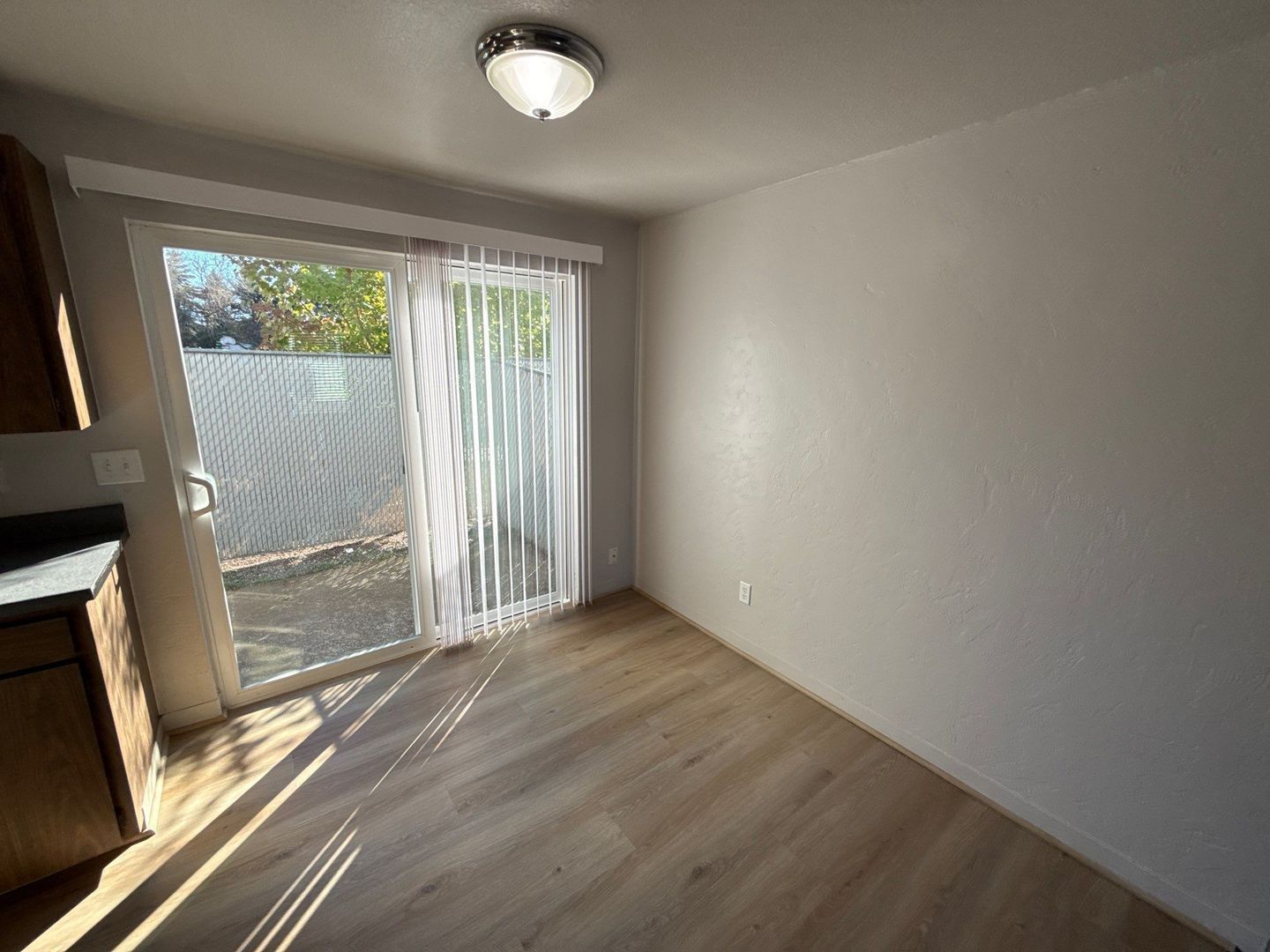 Corvallis, 2 Bed, 1 Bath, Townhouse, W/S/G Included, AVAILABLE NOW! property image