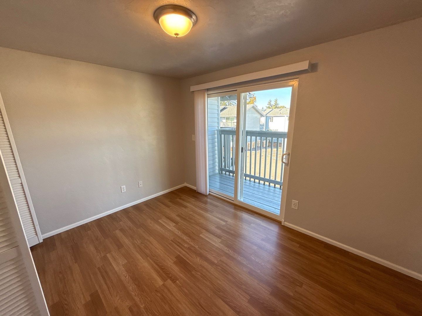 Corvallis, 2 Bed, 1 Bath, Townhouse, W/S/G Included, AVAILABLE NOW! property image