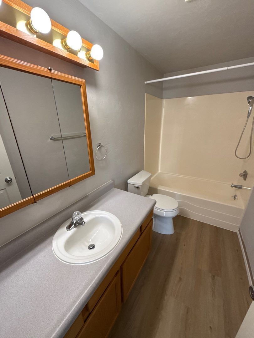 Corvallis, 2 Bed, 1 Bath, Townhouse, W/S/G Included, AVAILABLE NOW! property image