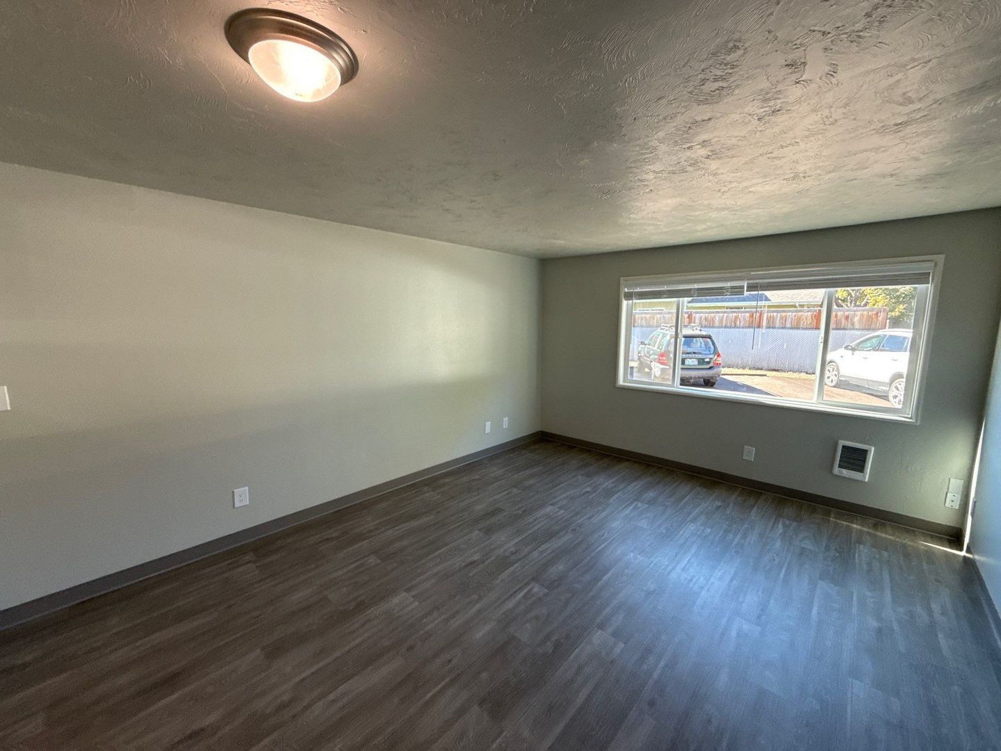 Corvallis 1 Bed 1 Bath, 1st Floor Apartment — Pet Friendly, AVAILABLE NOW! property image