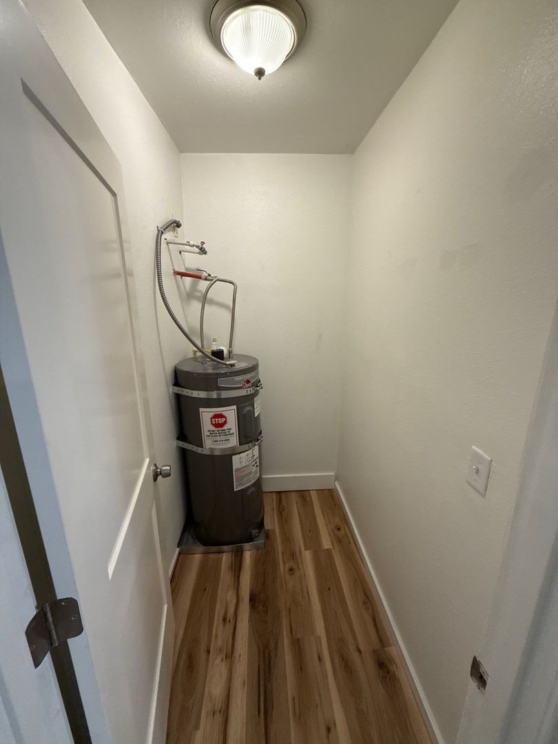 AVAILABLE NOW! NE Salem 1-Bedroom Apartment | W/S/G Included property image