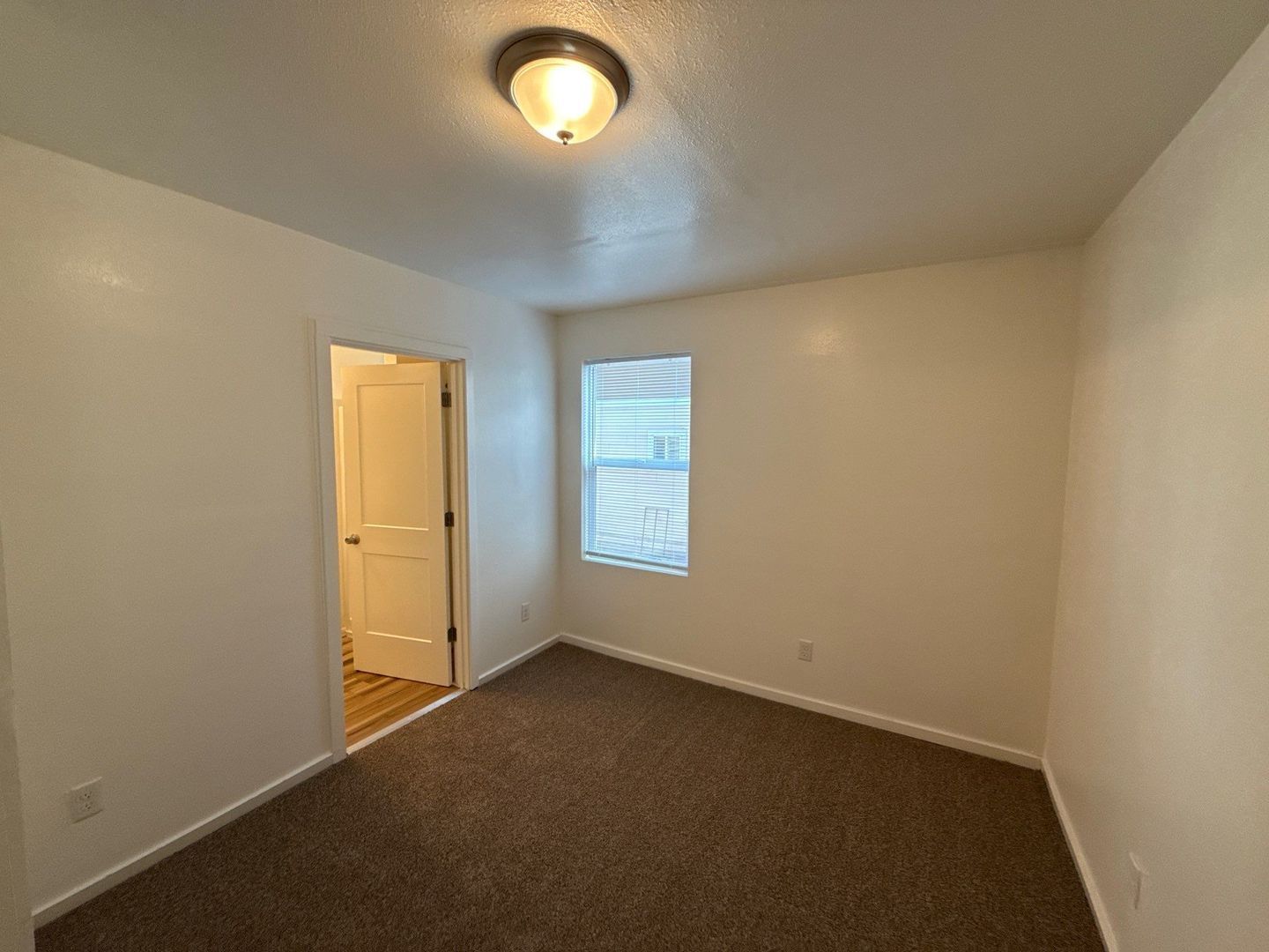 AVAILABLE NOW! NE Salem 1-Bedroom Apartment | W/S/G Included property image