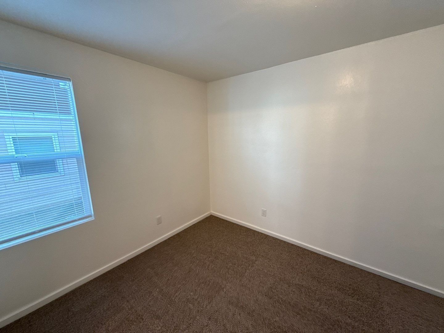 AVAILABLE NOW! NE Salem 1-Bedroom Apartment | W/S/G Included property image