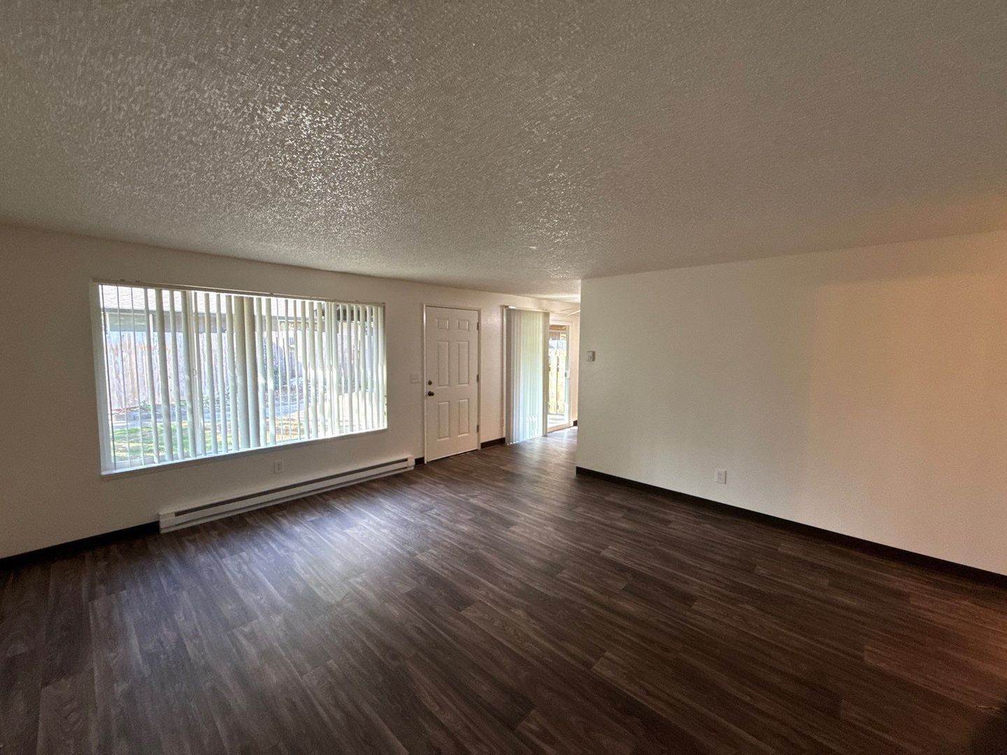 SE Salem 2 Bed 1 Bath 1 Story Complex, AVAILABLE NOW! property image