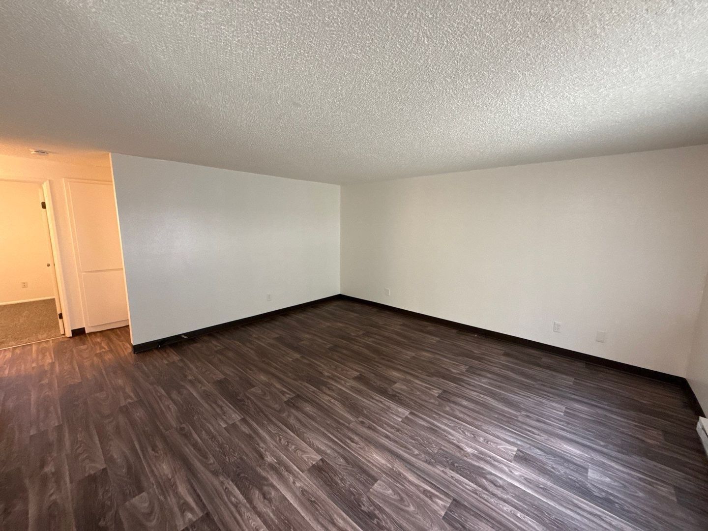 SE Salem 2 Bed 1 Bath 1 Story Complex, AVAILABLE NOW! property image
