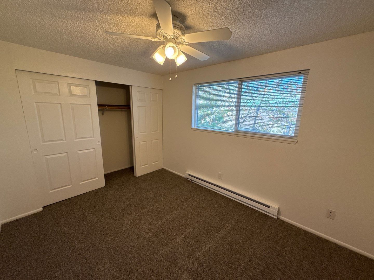 SE Salem 2 Bed 1 Bath 1 Story Complex, AVAILABLE NOW! property image