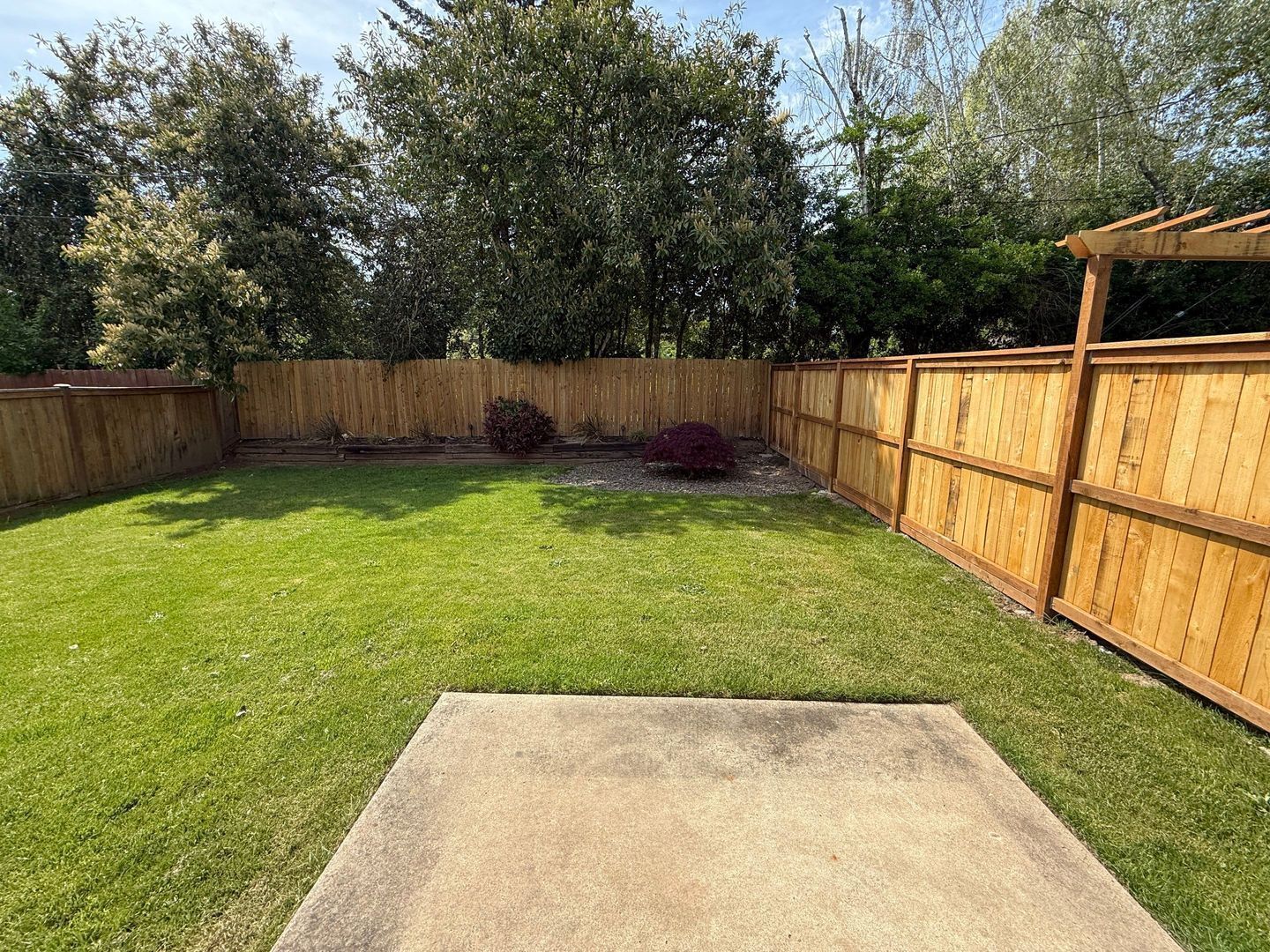 SE Salem 3 Bed 2.5 Bath Single Family Home, Double Car Garage, COMING SOON! property image