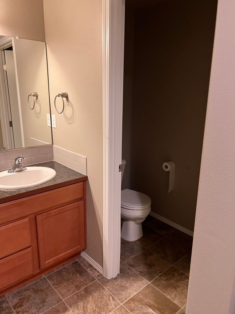 COMING SOON in Eugene! | Spacious 3 BD / 2 BA Single Family Home | Pets Welcome! property image