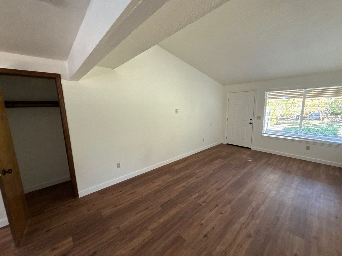 Spacious 3-Bedroom Corvallis Duplex with 1.5 Baths – Move-In Ready and Available Now! property image