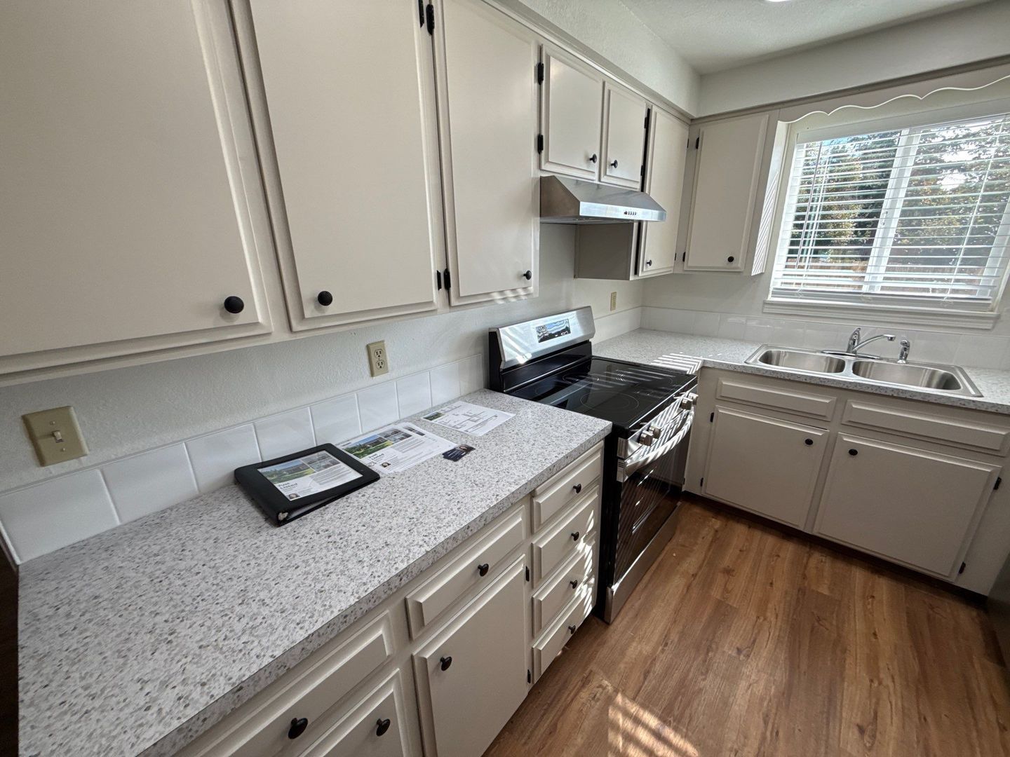 Spacious 3-Bedroom Corvallis Duplex with 1.5 Baths – Move-In Ready and Available Now! property image