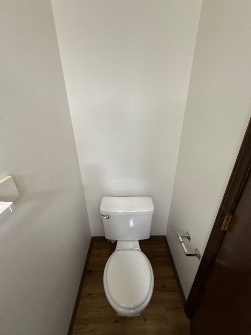 Spacious 3-Bedroom Corvallis Duplex with 1.5 Baths – Move-In Ready and Available Now! property image