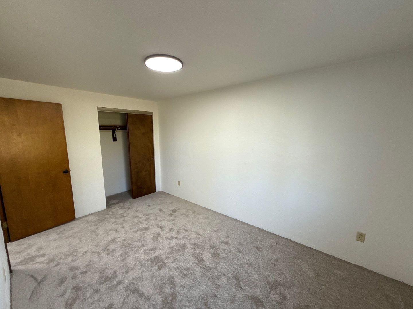Spacious 3-Bedroom Corvallis Duplex with 1.5 Baths – Move-In Ready and Available Now! property image