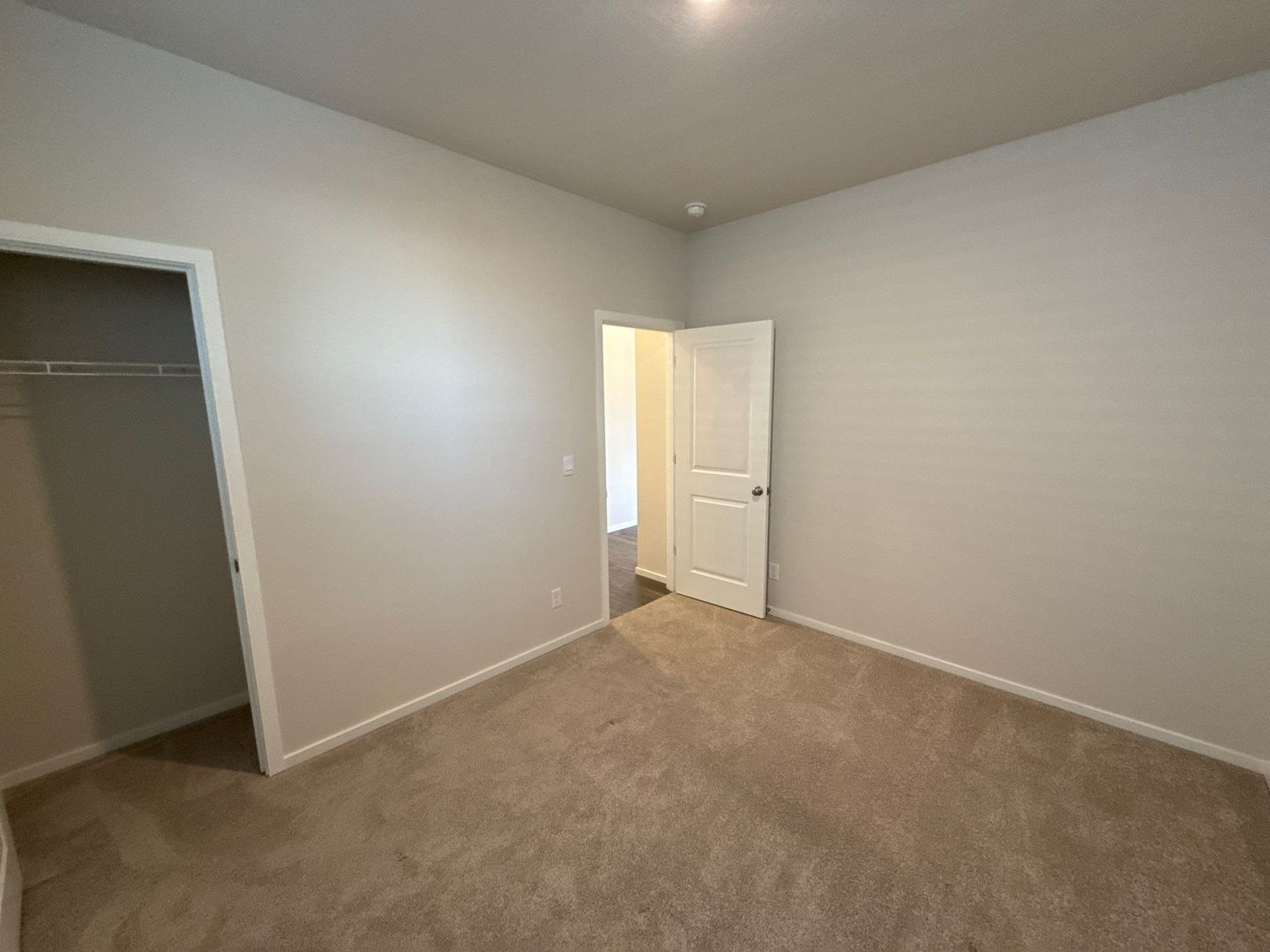 Woodburn 5 Bed + Bonus Room, 3 Bath 2-Story Home with Fully Fenced Yard | AVAILABLE NOW! property image