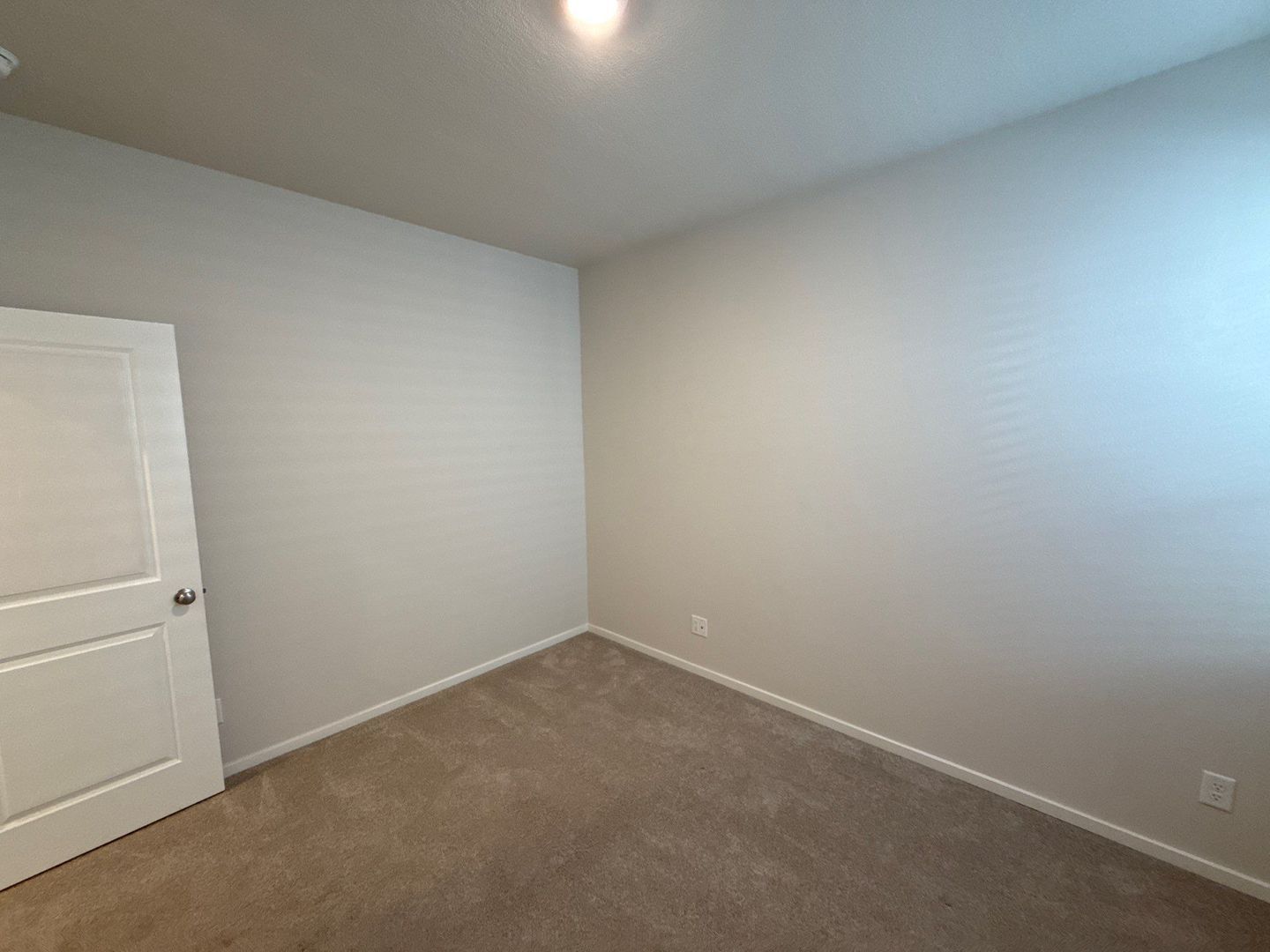 Woodburn 5 Bed + Bonus Room, 3 Bath 2-Story Home with Fully Fenced Yard | AVAILABLE NOW! property image