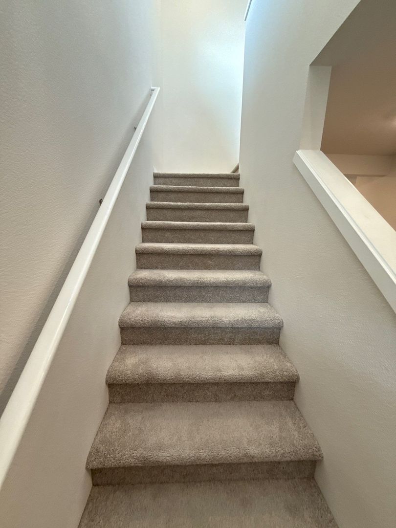 Woodburn 5 Bed + Bonus Room, 3 Bath 2-Story Home with Fully Fenced Yard | AVAILABLE NOW! property image