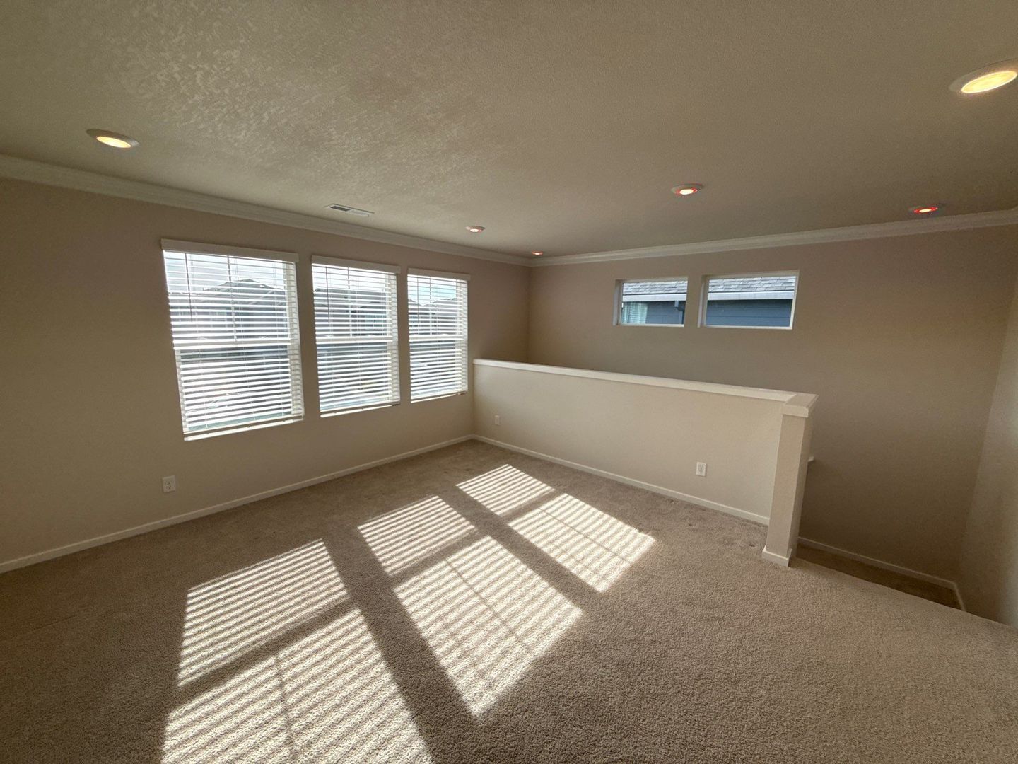 Woodburn 5 Bed + Bonus Room, 3 Bath 2-Story Home with Fully Fenced Yard | AVAILABLE NOW! property image