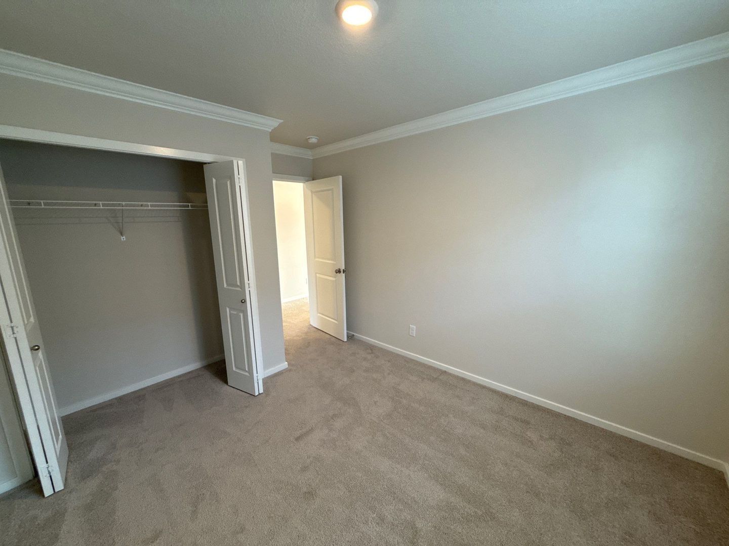 Woodburn 5 Bed + Bonus Room, 3 Bath 2-Story Home with Fully Fenced Yard | AVAILABLE NOW! property image