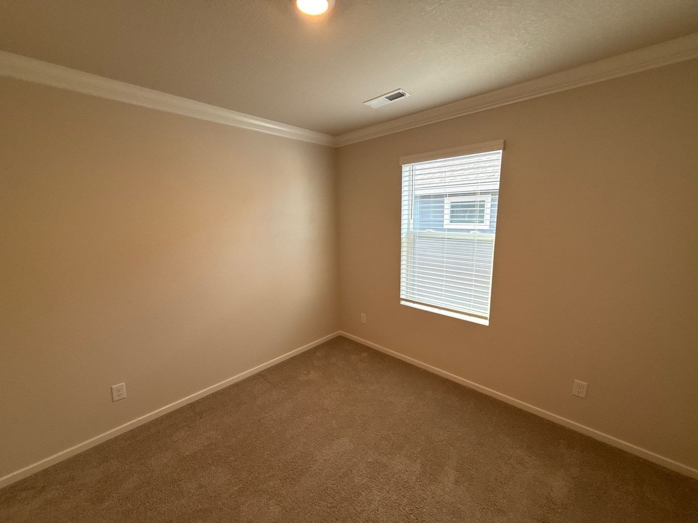 Woodburn 5 Bed + Bonus Room, 3 Bath 2-Story Home with Fully Fenced Yard | AVAILABLE NOW! property image