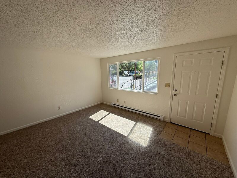 SW Albany, 1 Bed, 1 Bath, Spacious 1st Floor Apartment, Flat Fee for W/S/G, COMING SOON! property image