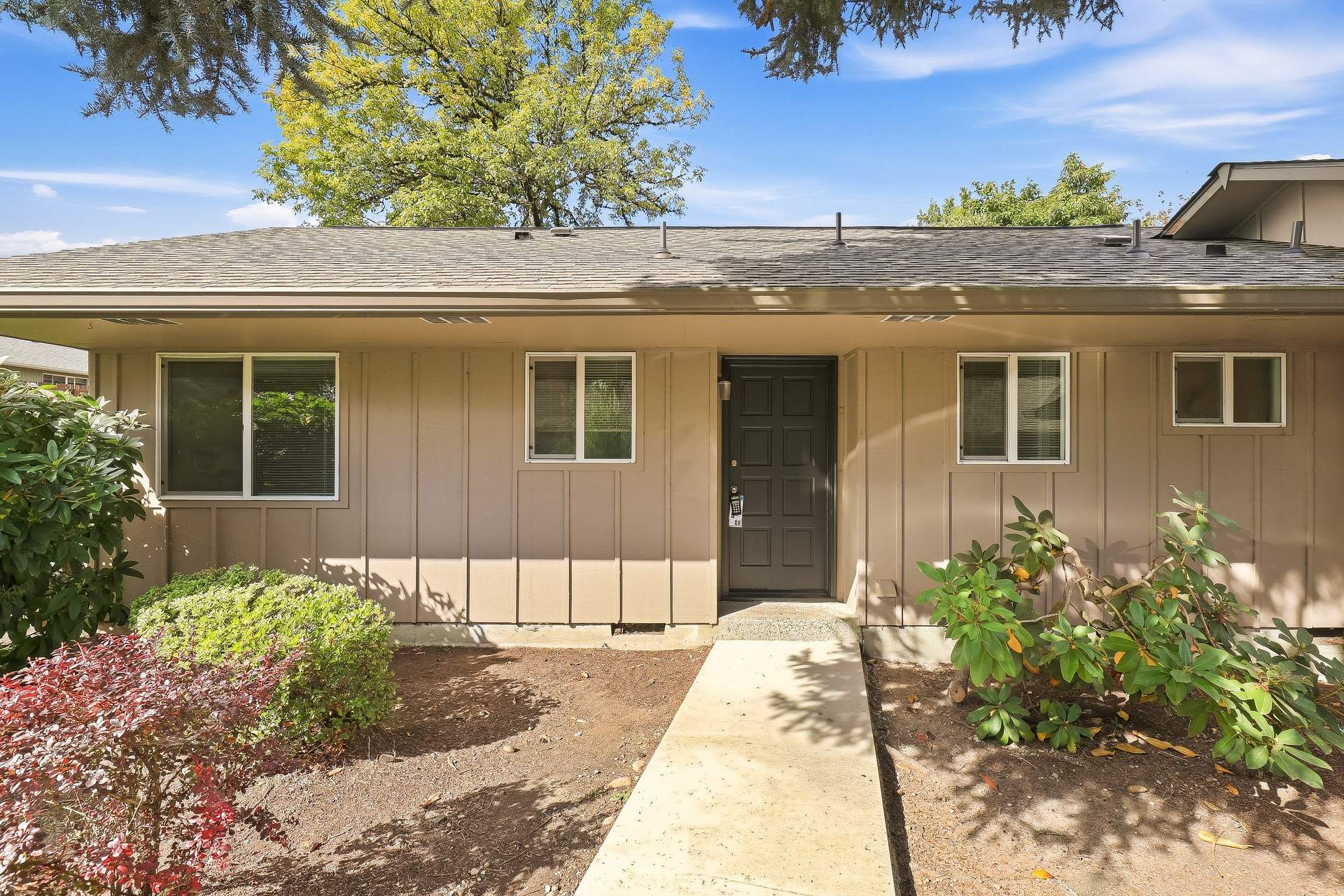 Pinewood Terrace single-story apartment front entry